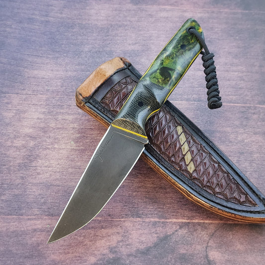Novas - Micarta/ Maple burl